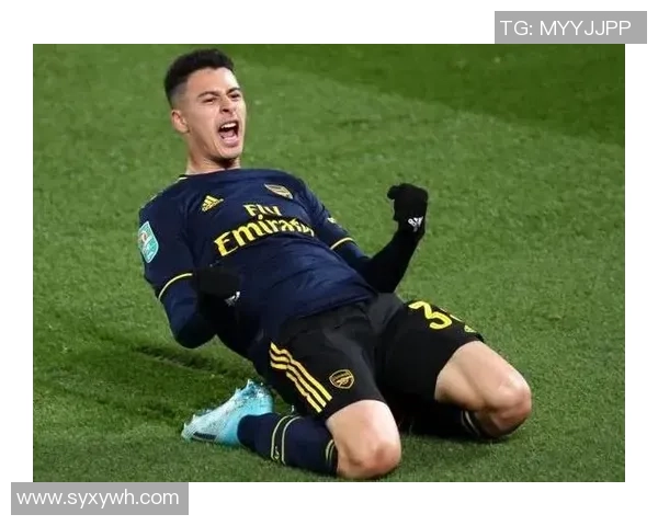 世界上最灵活的足球明星是谁 他如何用灵活性征服绿茵场