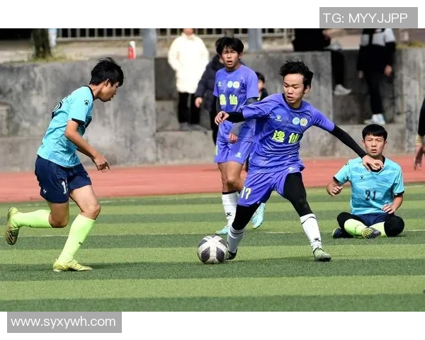 桂林足球崛起之路：从基层到球星的成长与挑战